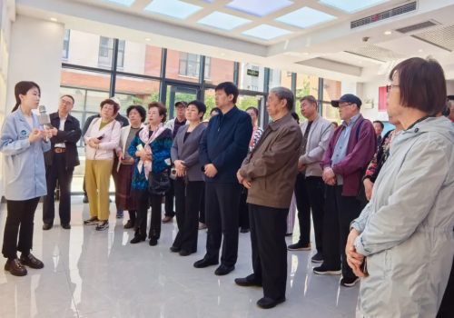 服务老同志健康需求 助力健康产业发展